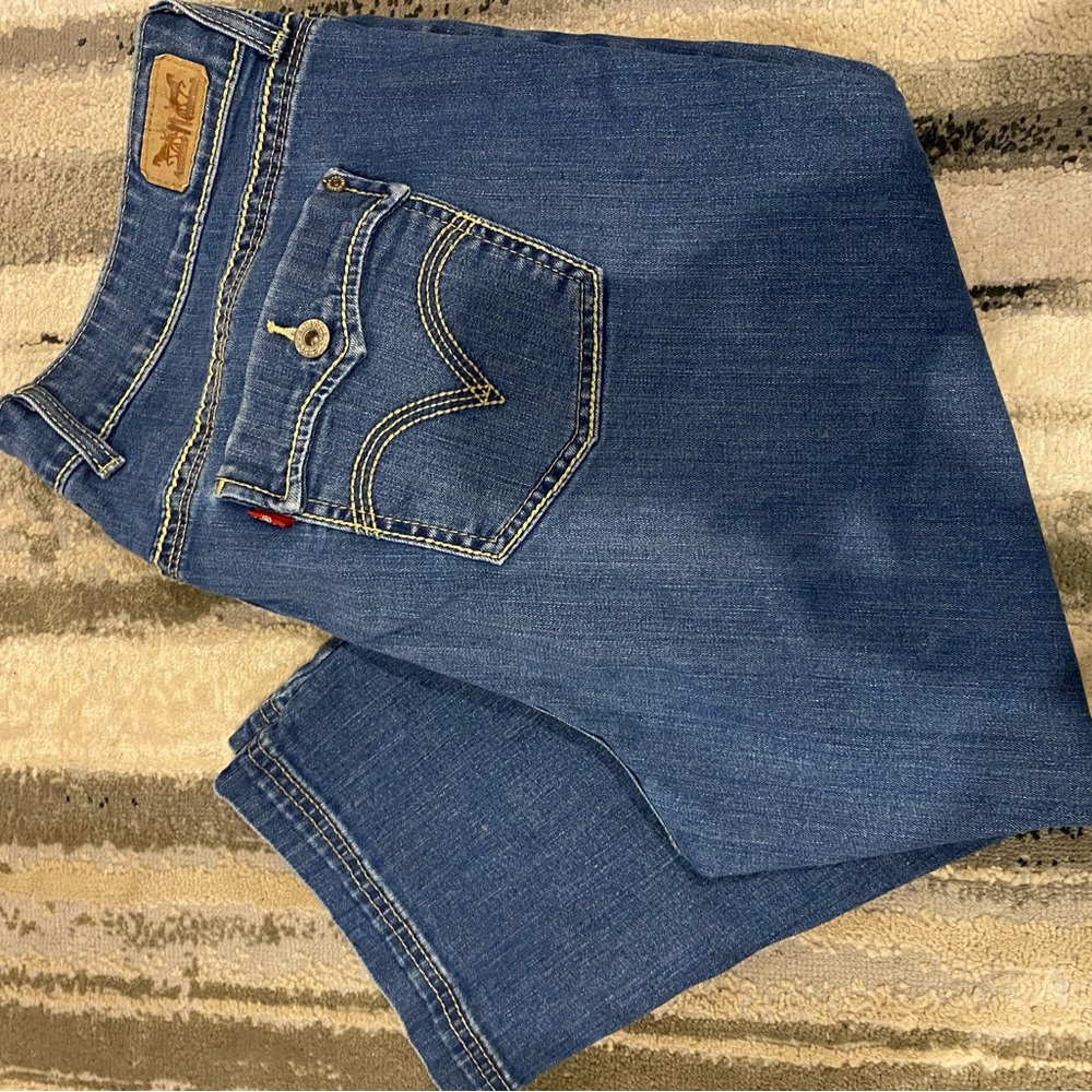 Levi capris sz 20